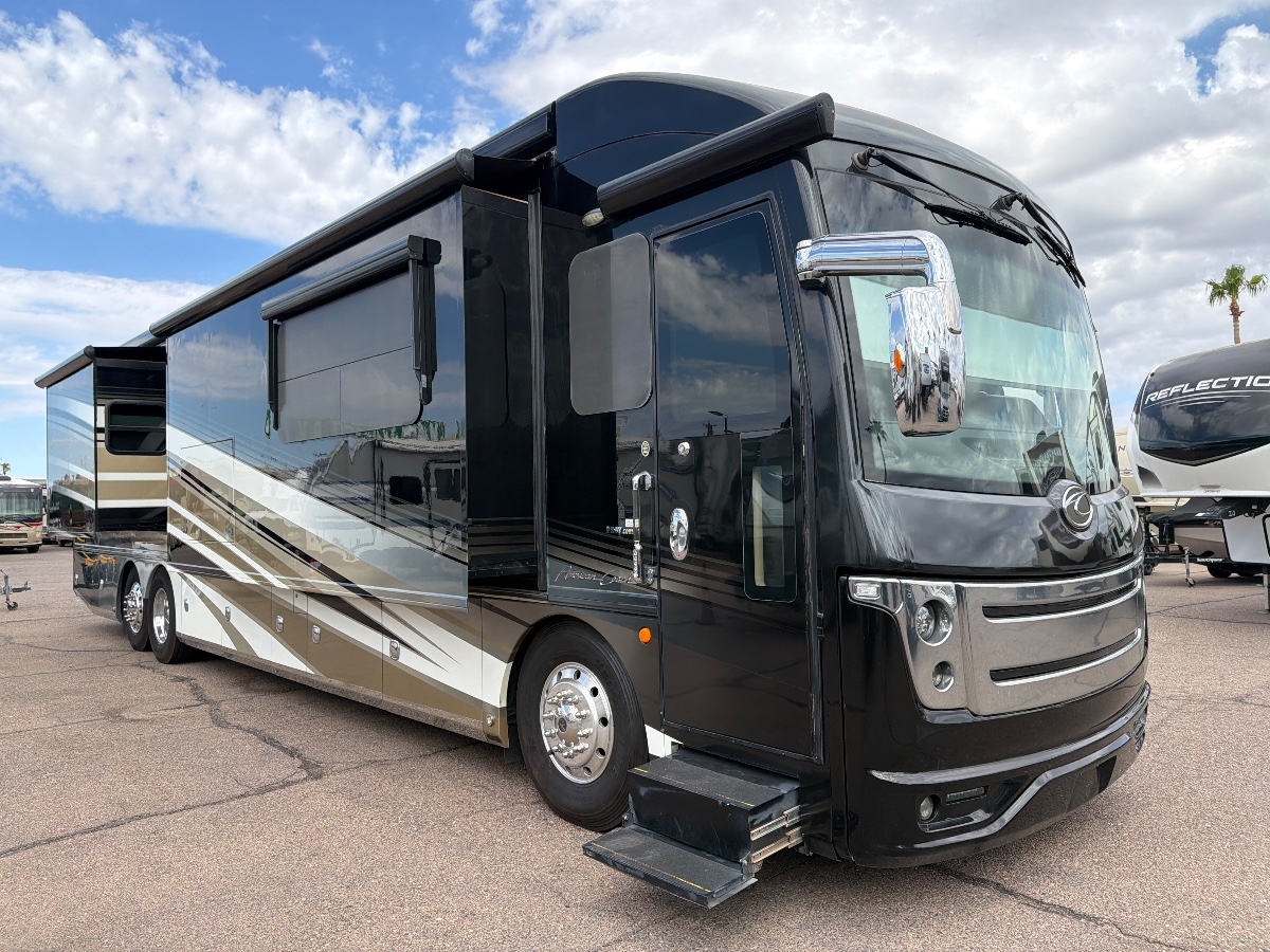 2016 American Coach Eagle 45T