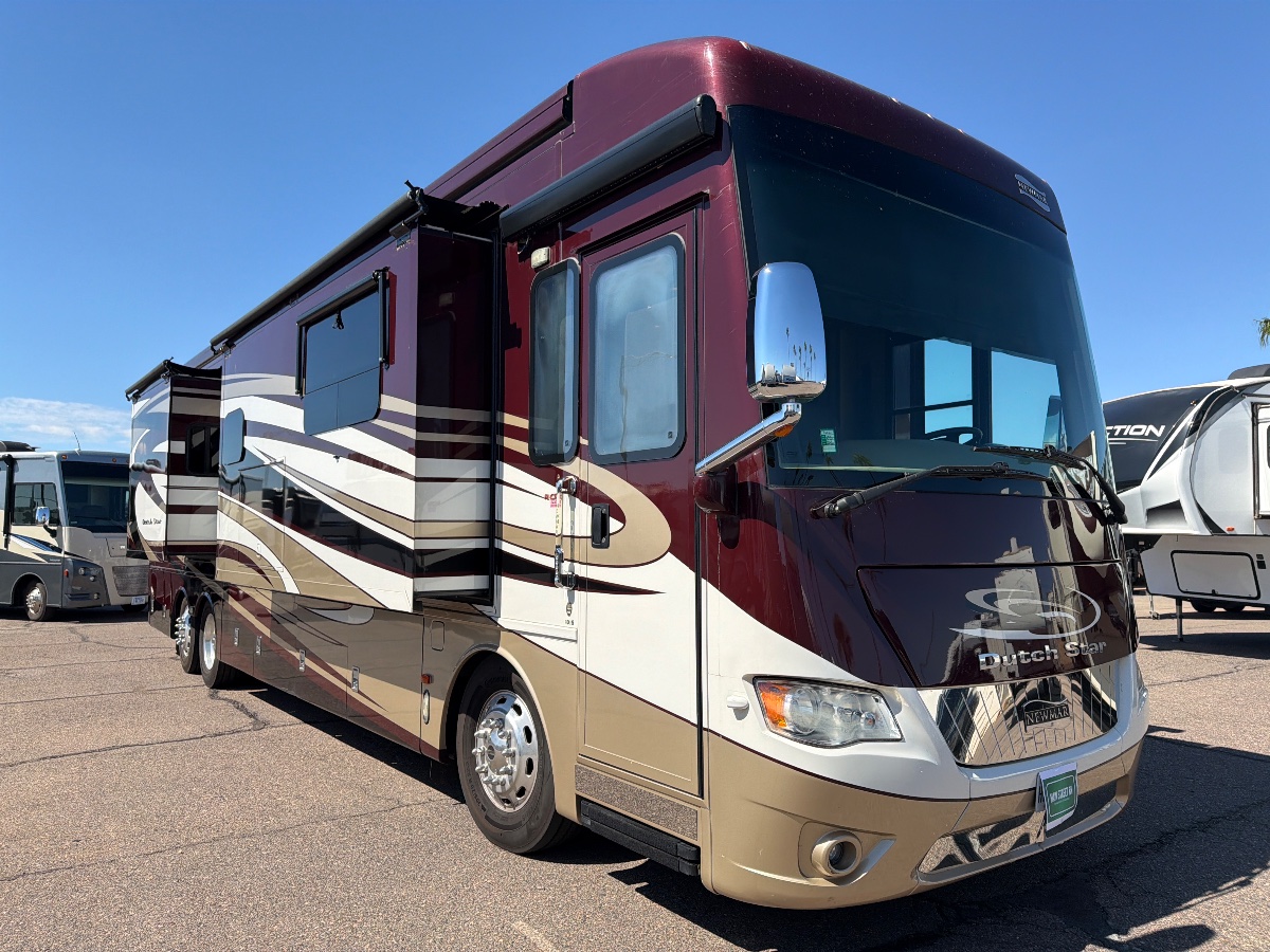 2016 Newmar Dutchstar 4018