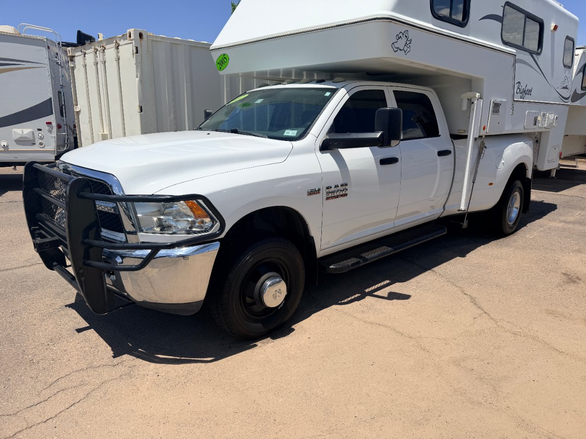 2005 Bigfoot 2500 Series M-25-C-10.6-E