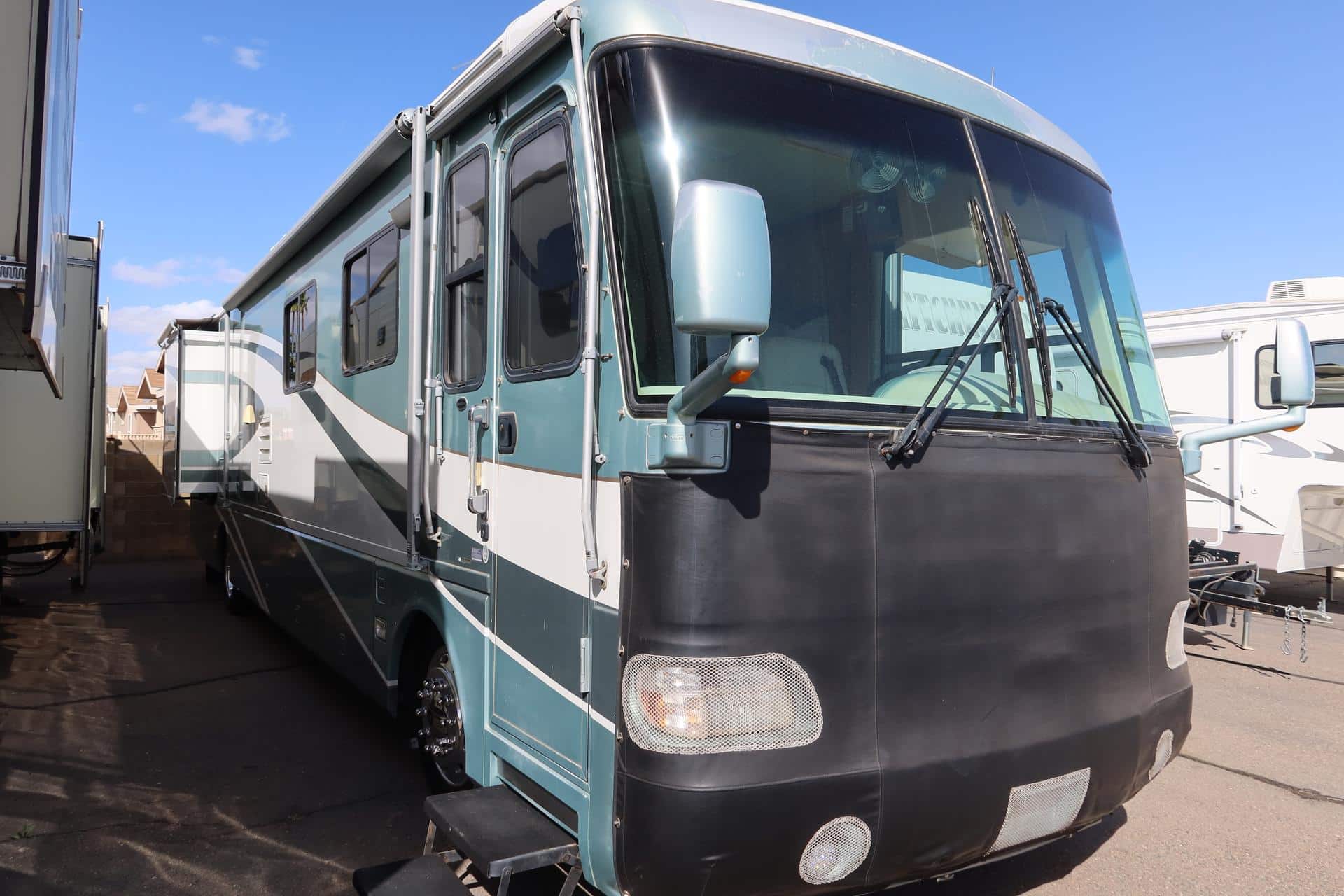 2002 Airstream LAND YACHT – 4520