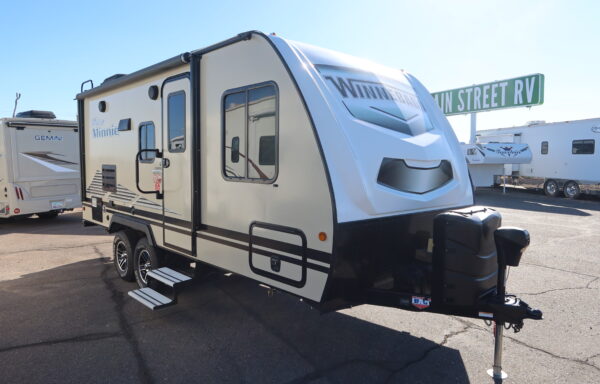 2021 Winnebago Micro Minnie 2106FBS – 4475