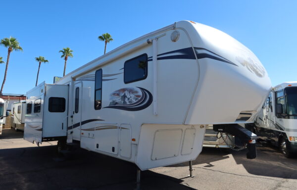 2012 Keystone Montana 362RLQ – 4479